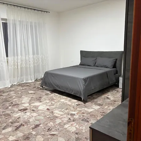 Dayana House *